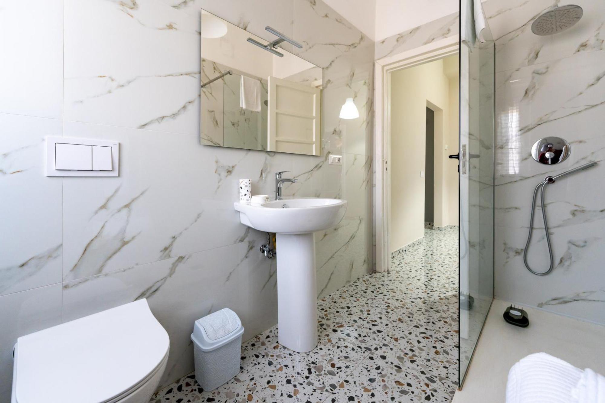 L'Affaccio Sulla Piazza Apartment Avezzano Luaran gambar