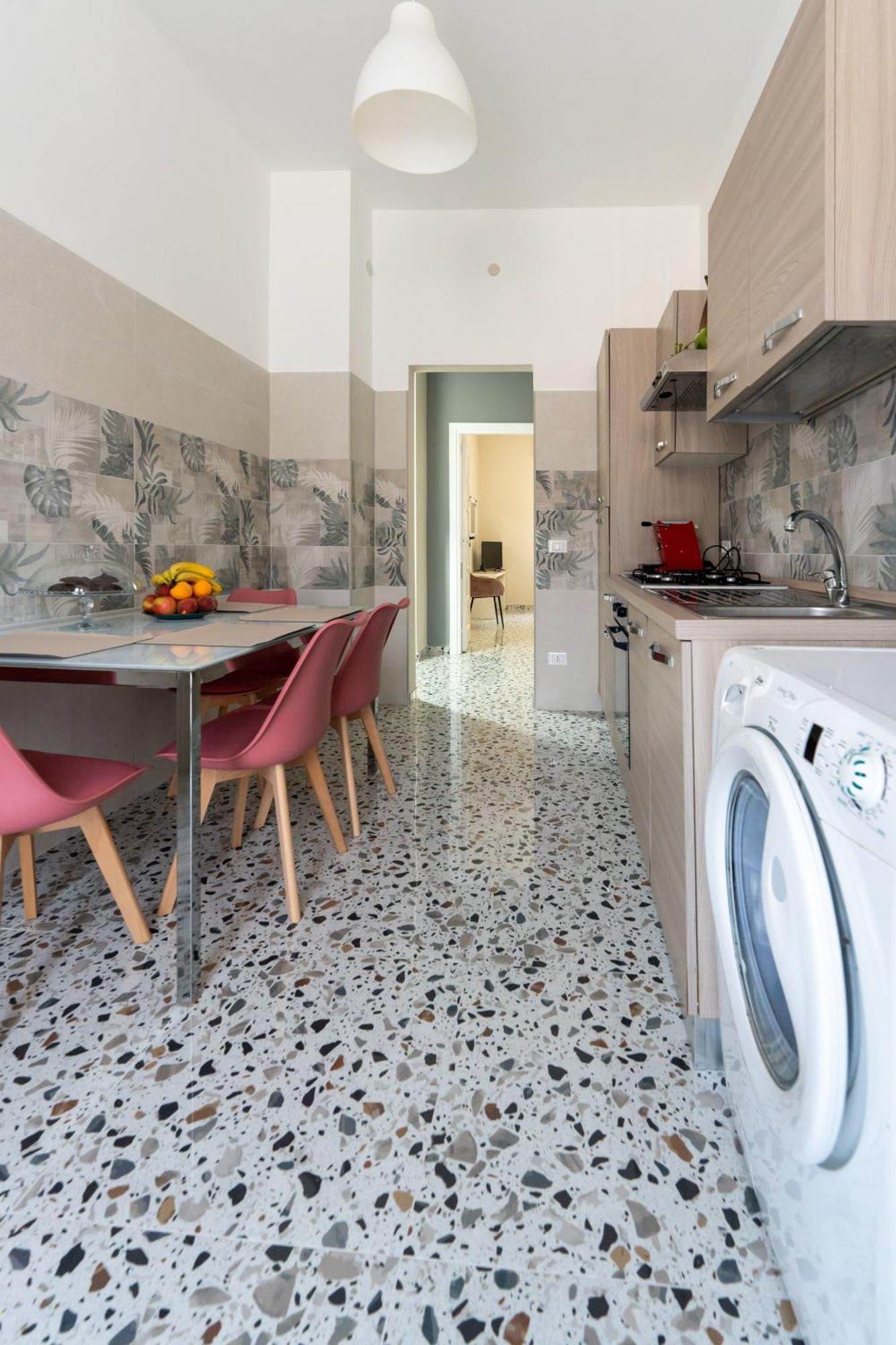 L'Affaccio Sulla Piazza Apartment Avezzano Luaran gambar