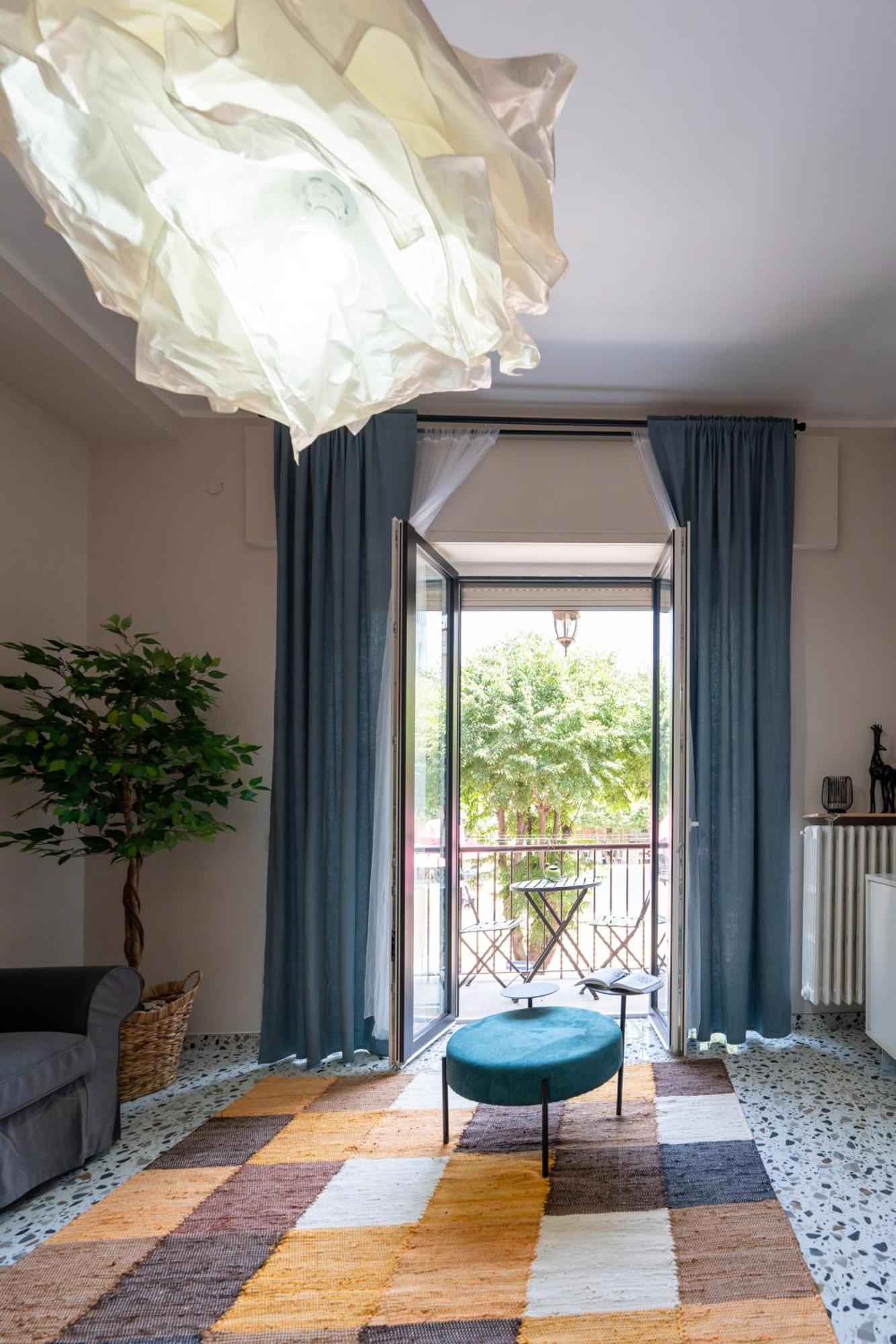 L'Affaccio Sulla Piazza Apartment Avezzano Luaran gambar